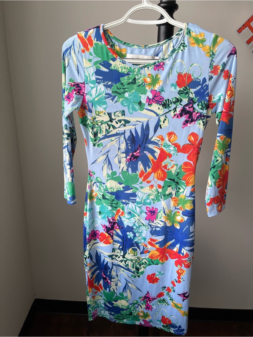 TBAGS LOS ANGELES Tropical Floral Long Sleeve Bodycon Dress in Light Blue Medium